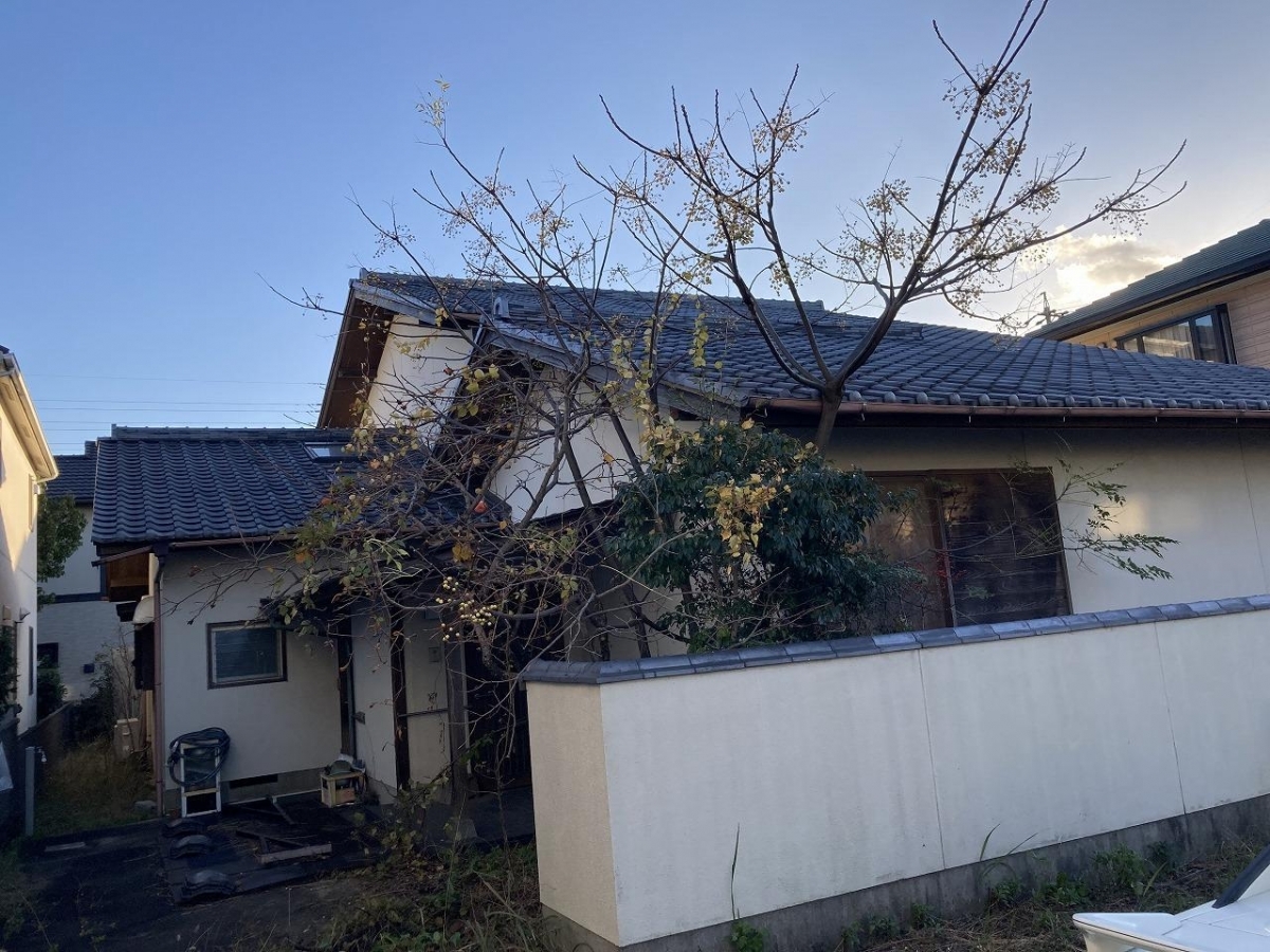 半田市岩滑中町中古住宅　